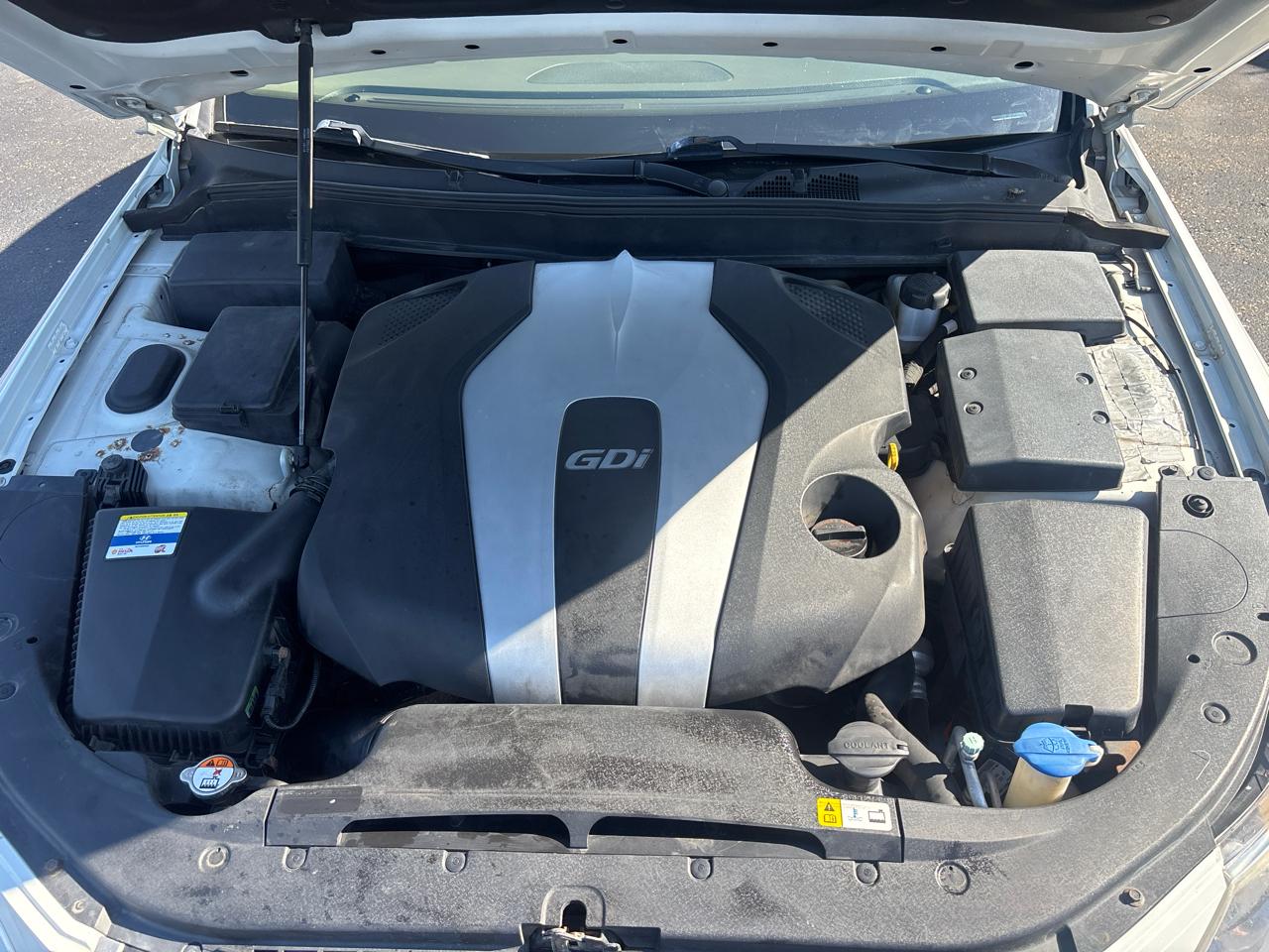Hyundai Genesis 4dr Sdn V6 3.8L 2012