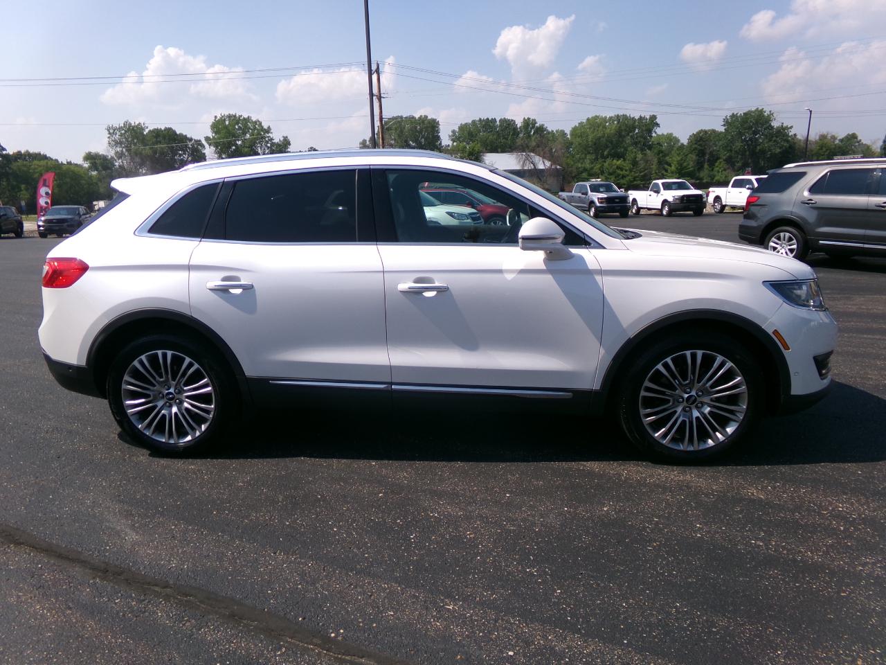 Lincoln MKX AWD 4dr Reserve 2016