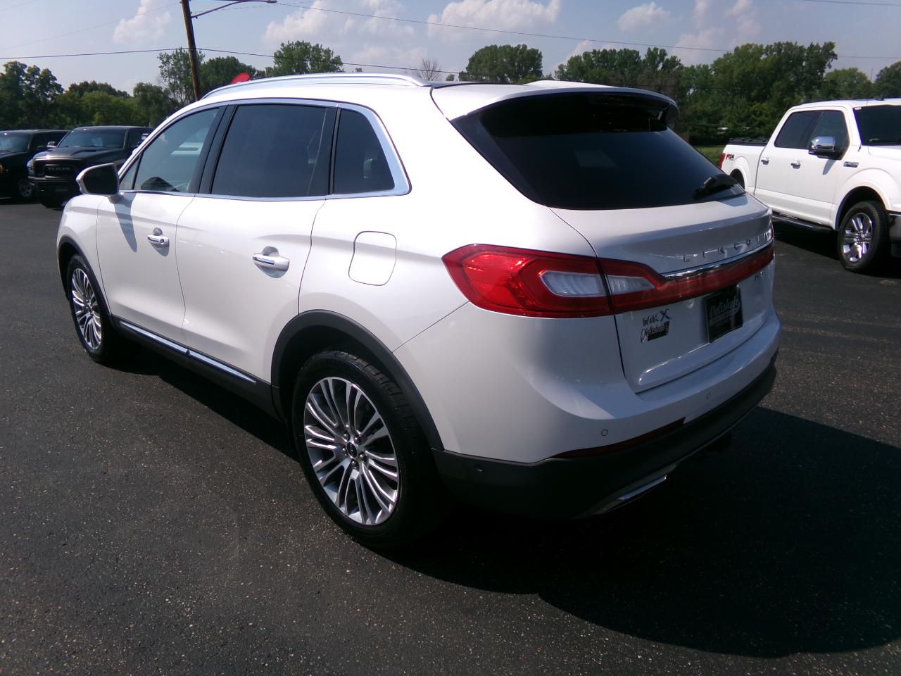 Lincoln MKX AWD 4dr Reserve 2016