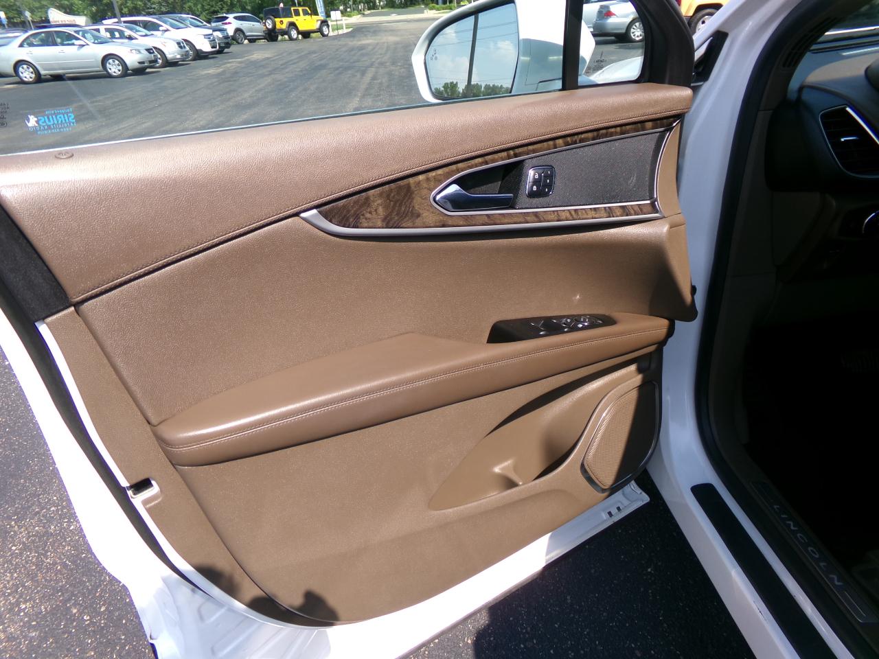 Lincoln MKX AWD 4dr Reserve 2016
