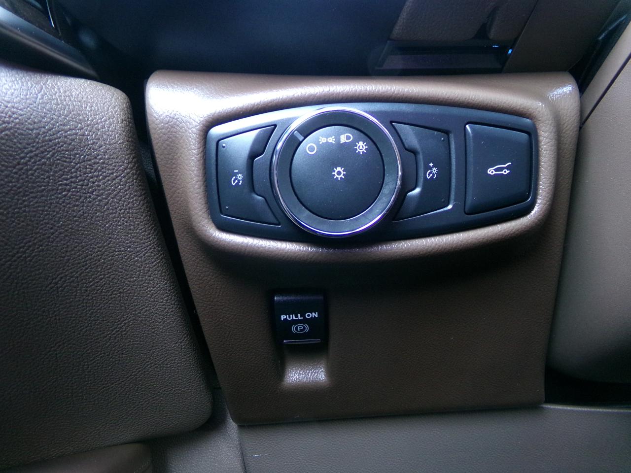Lincoln MKX AWD 4dr Reserve 2016
