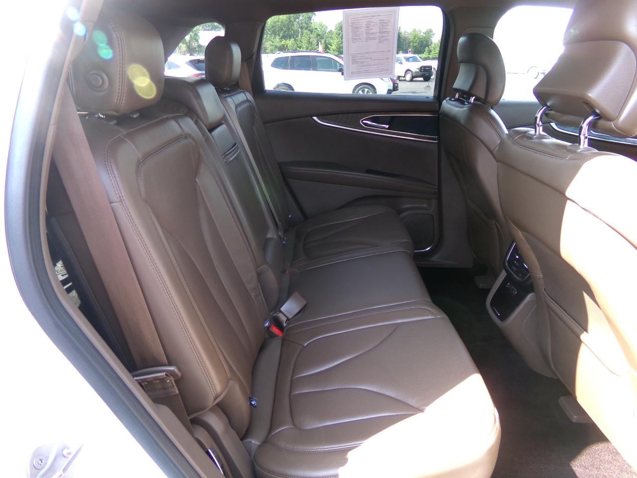 Lincoln MKX AWD 4dr Reserve 2016