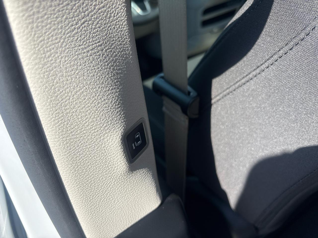 Chrysler Voyager LX FWD 2024