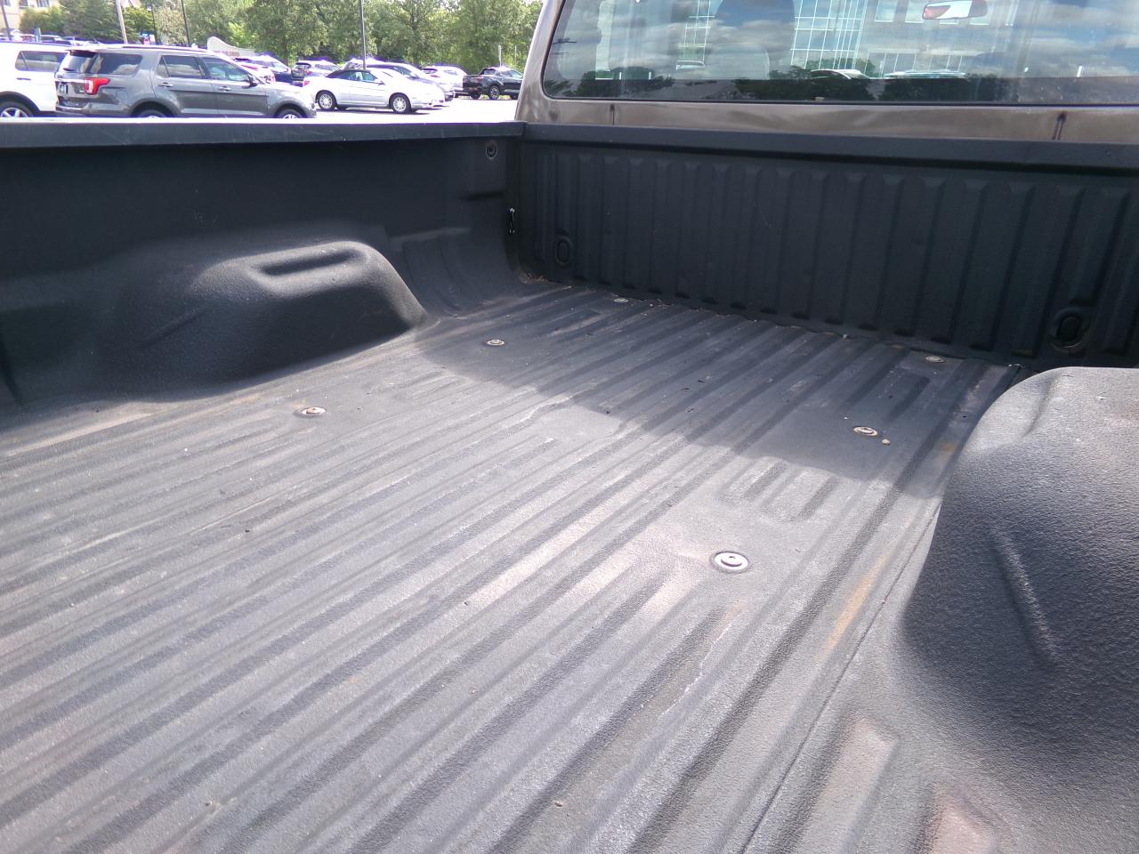 Ford Super Duty F-250 SRW 2WD SuperCab 142" XL 2015