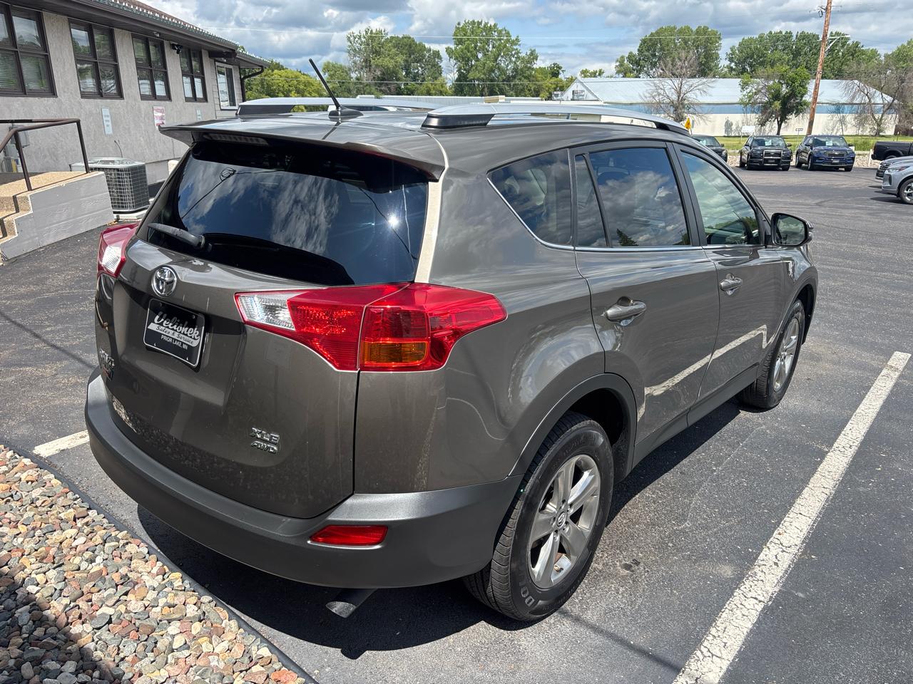 Toyota RAV4 AWD 4dr XLE (Natl) 2015