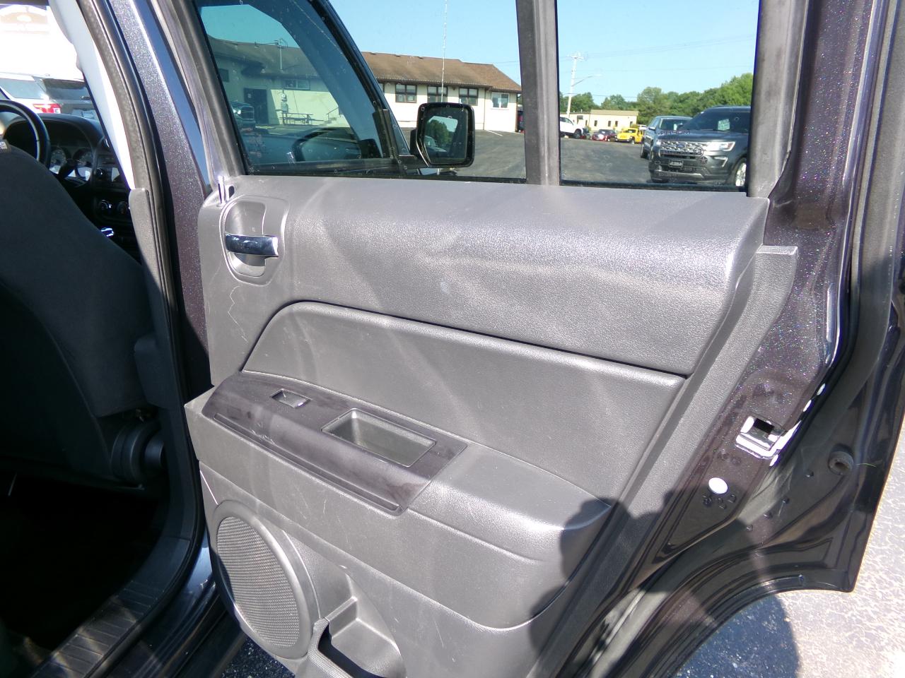 Jeep Patriot 4WD 4dr Latitude 2015