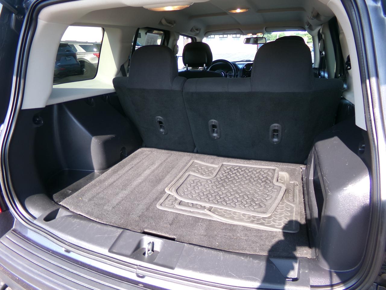 Jeep Patriot 4WD 4dr Latitude 2015