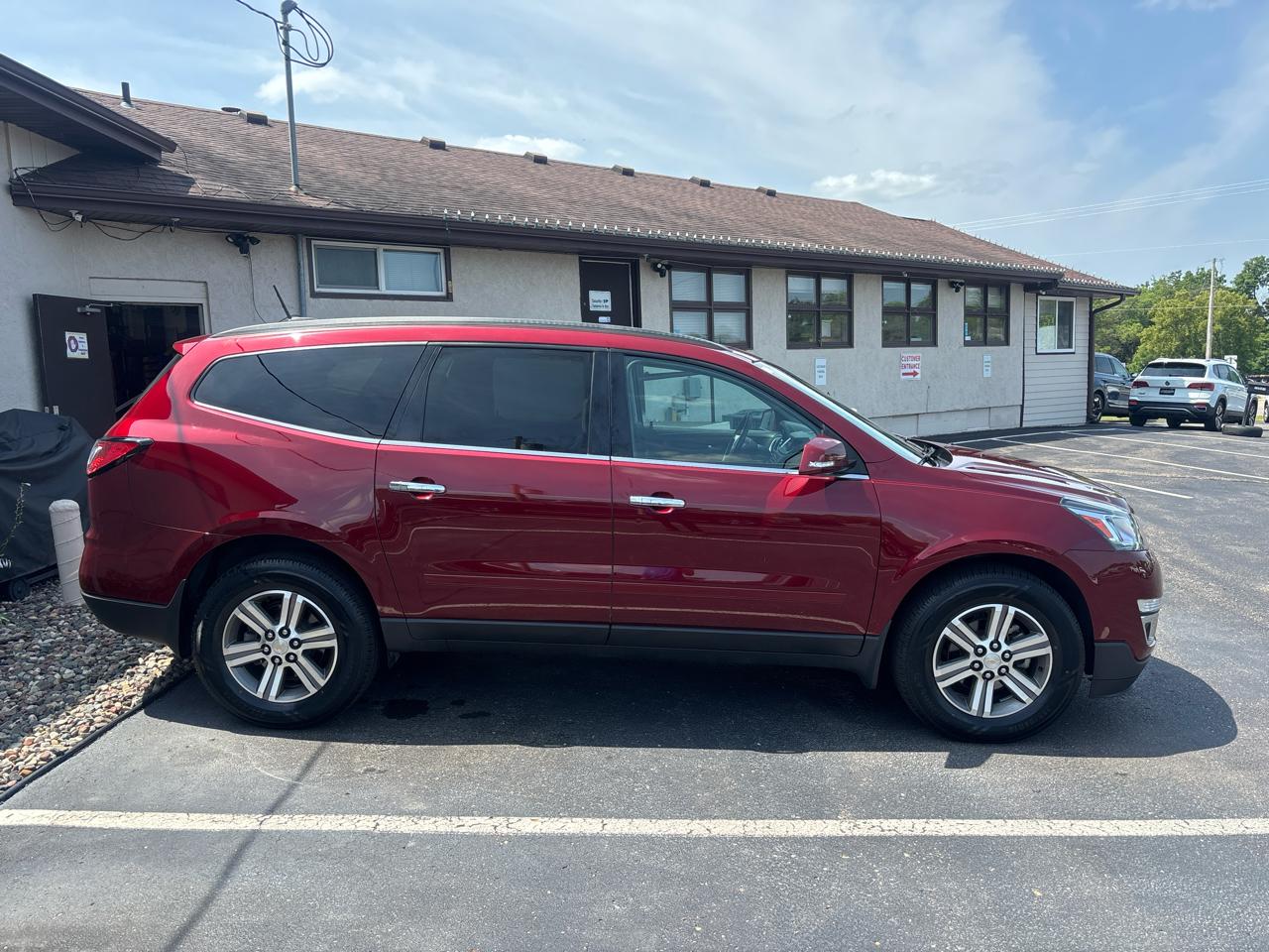 Chevrolet Traverse AWD 4dr LT w/2LT 2017