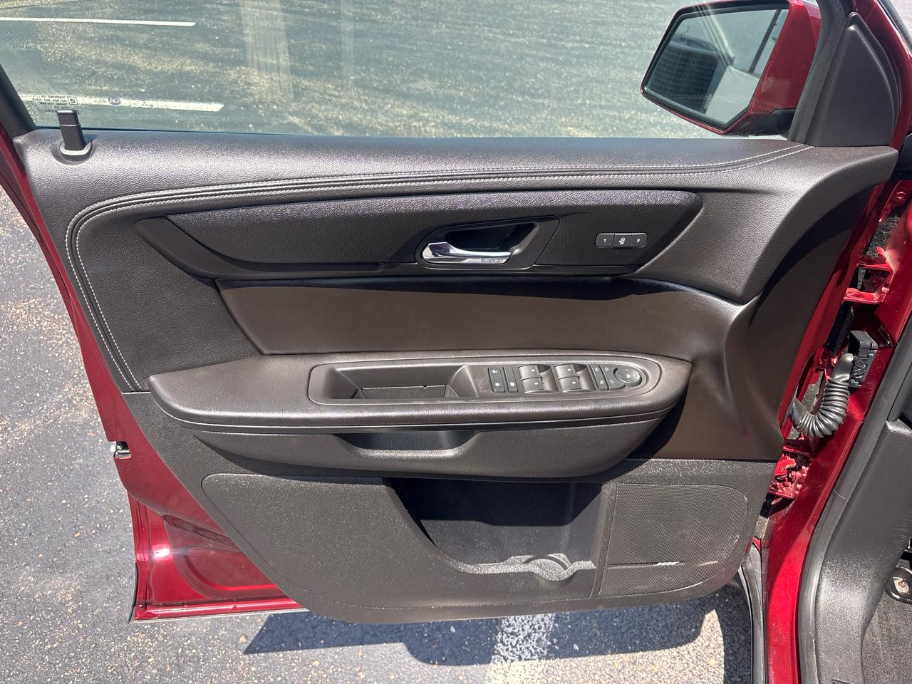 Chevrolet Traverse AWD 4dr LT w/2LT 2017