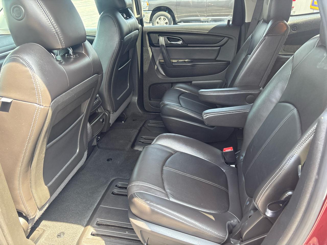 Chevrolet Traverse AWD 4dr LT w/2LT 2017