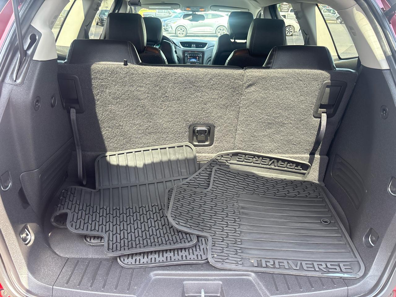 Chevrolet Traverse AWD 4dr LT w/2LT 2017