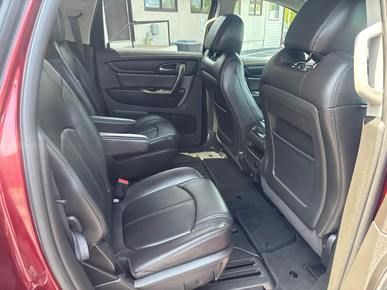 Chevrolet Traverse AWD 4dr LT w/2LT 2017