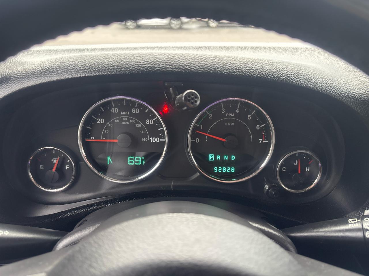Jeep Wrangler 4WD 2dr Sahara 2014