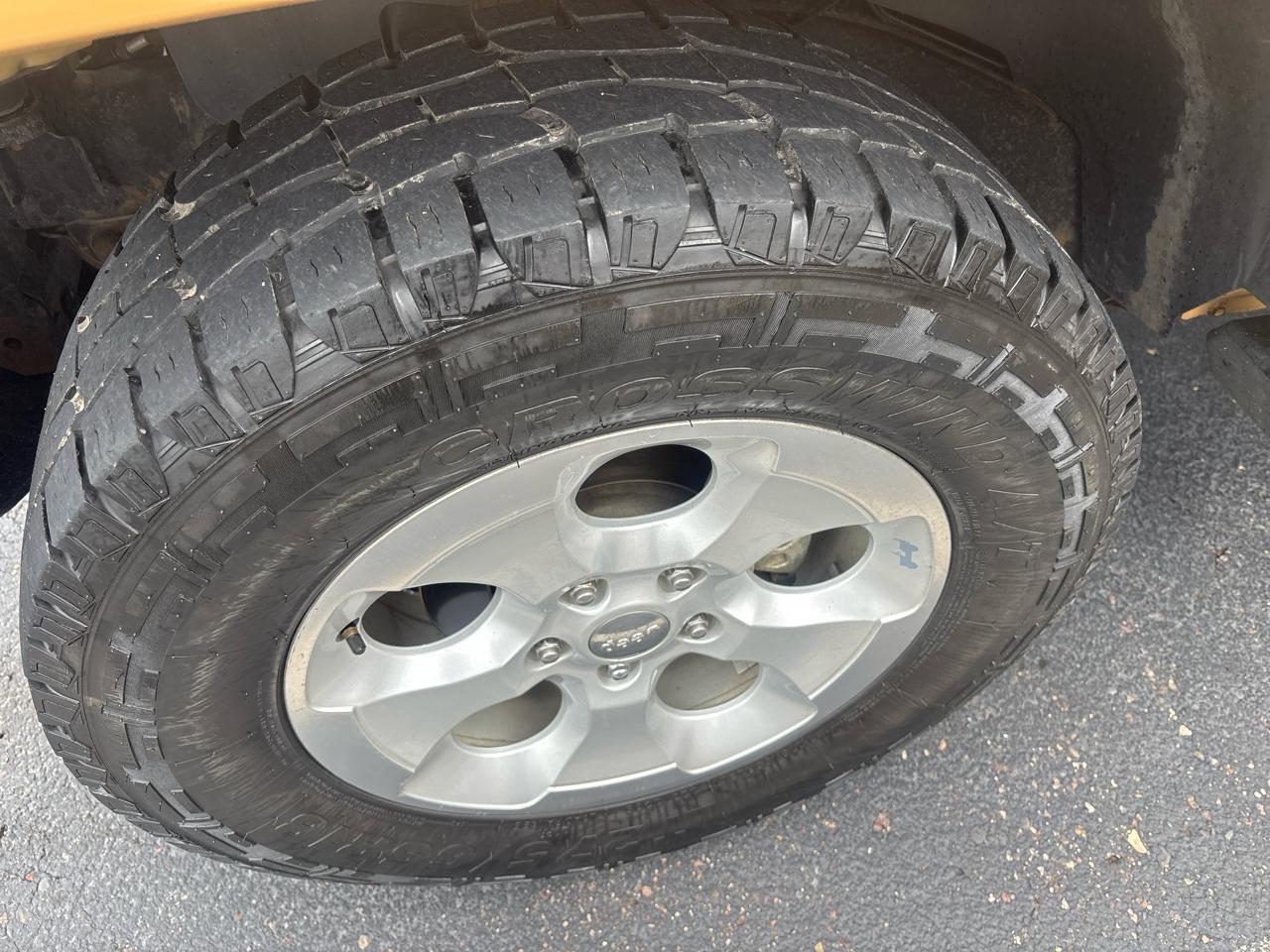 Jeep Wrangler 4WD 2dr Sahara 2014