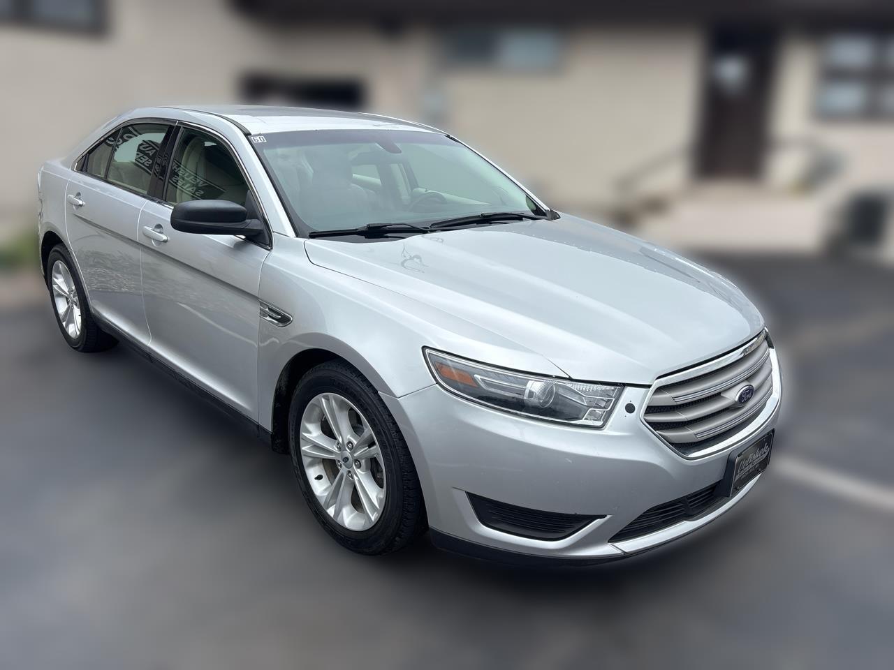Ford Taurus SE FWD 2017