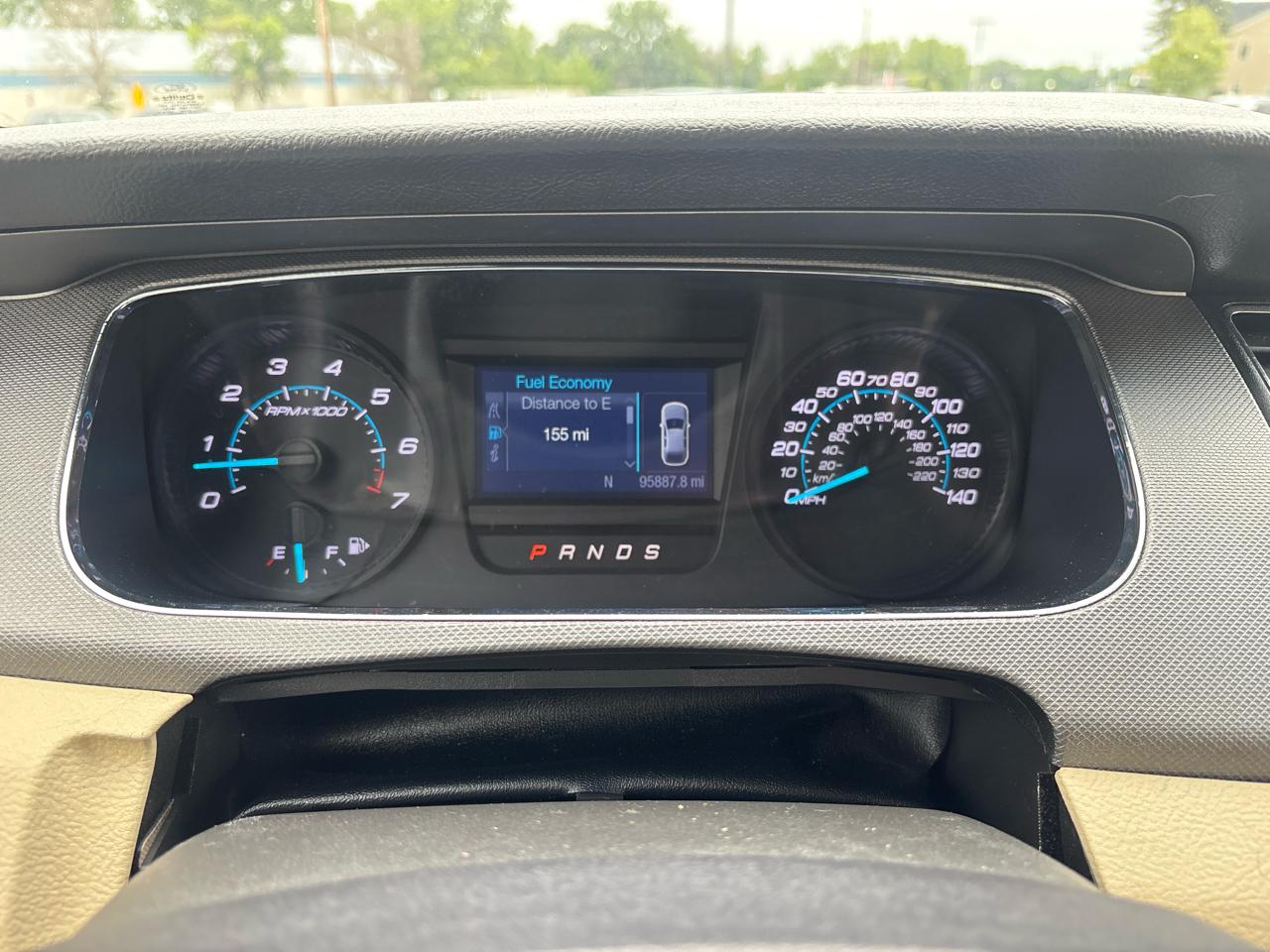 Ford Taurus SE FWD 2017