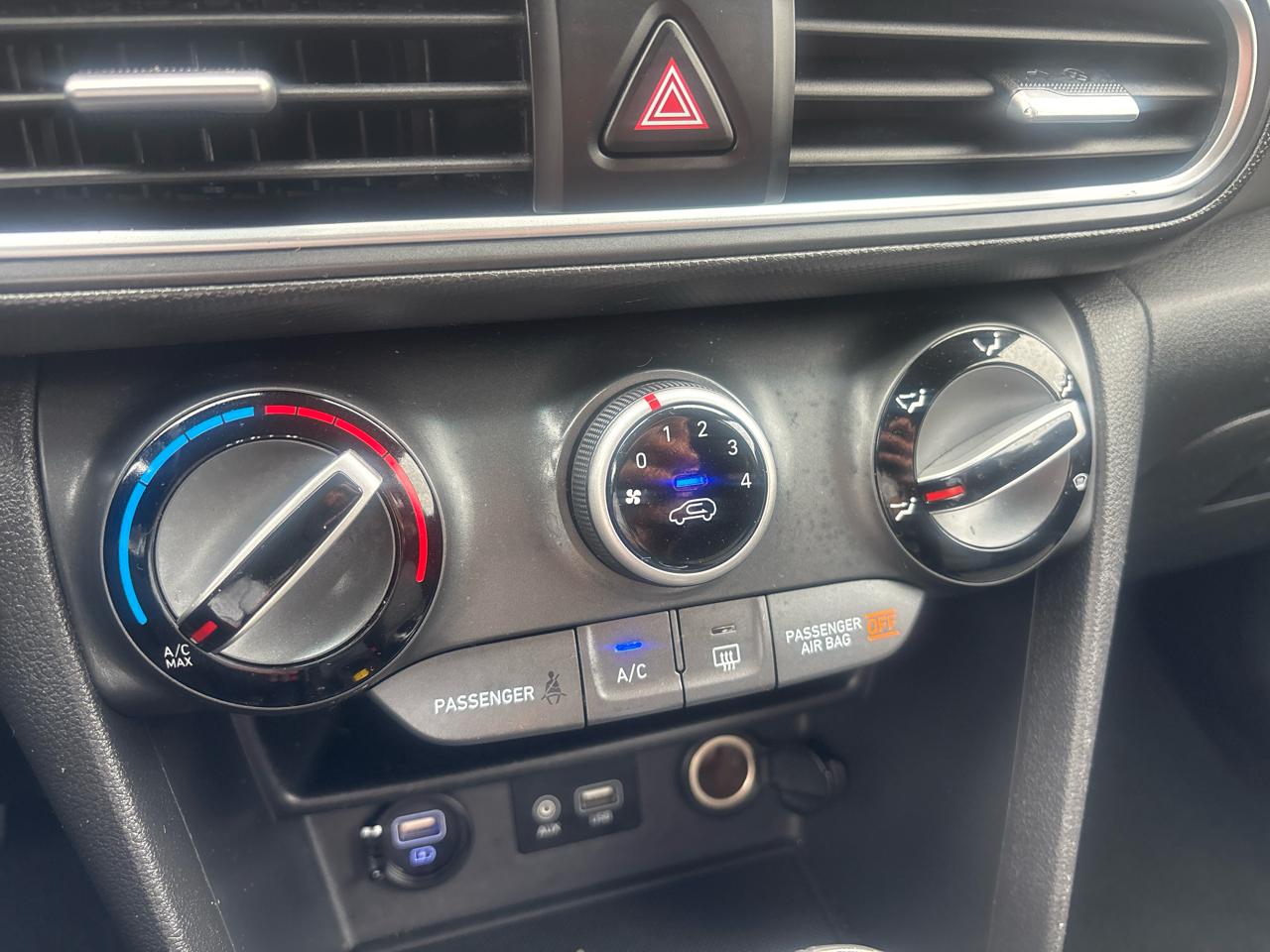Hyundai Kona SEL Auto AWD 2019
