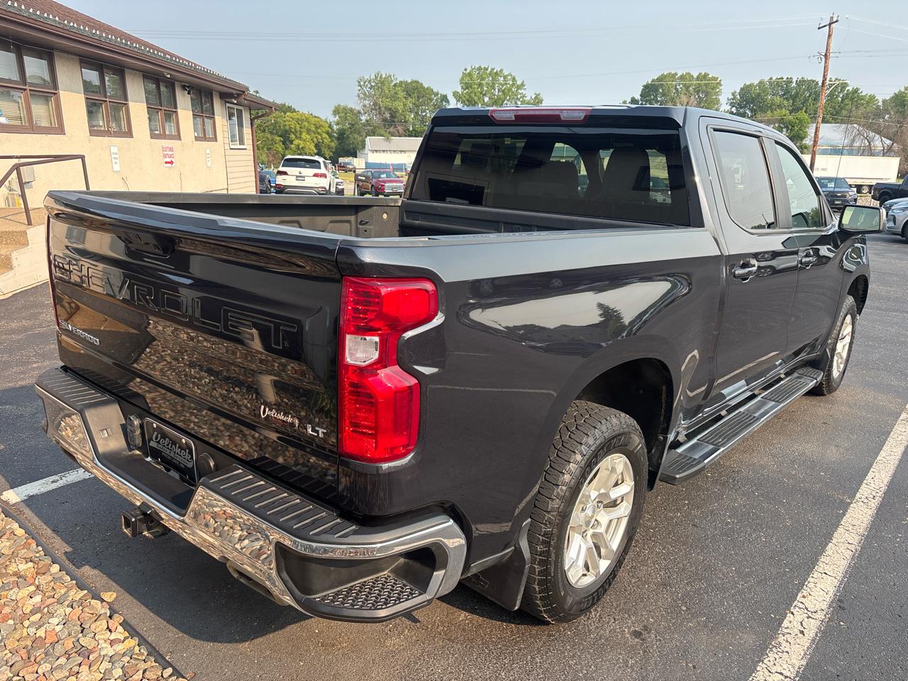 Chevrolet Silverado 1500 4WD Crew Cab 147" LT w/1LT 2024