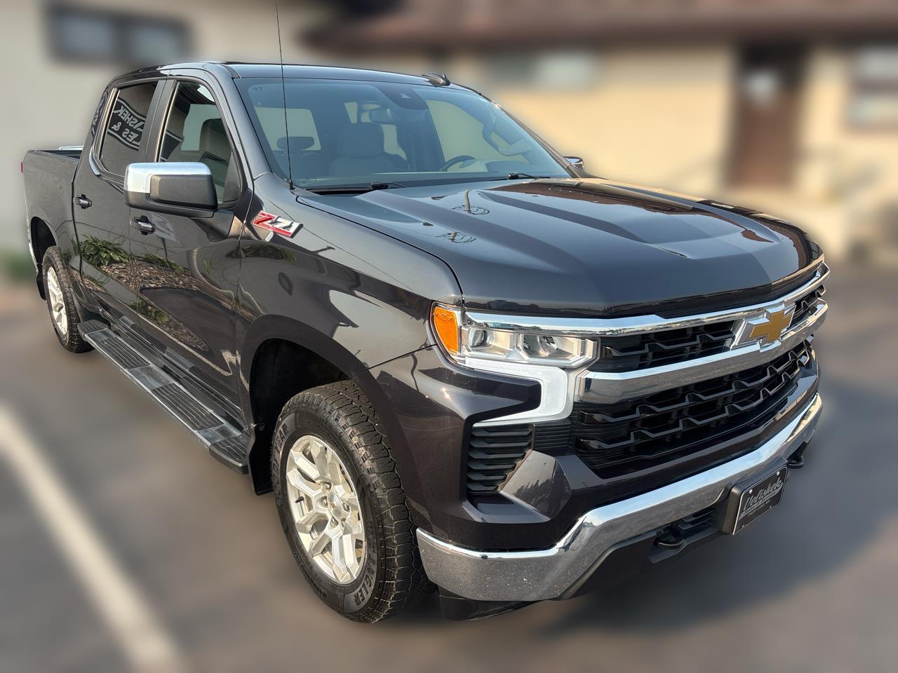 Chevrolet Silverado 1500 4WD Crew Cab 147" LT w/1LT 2024