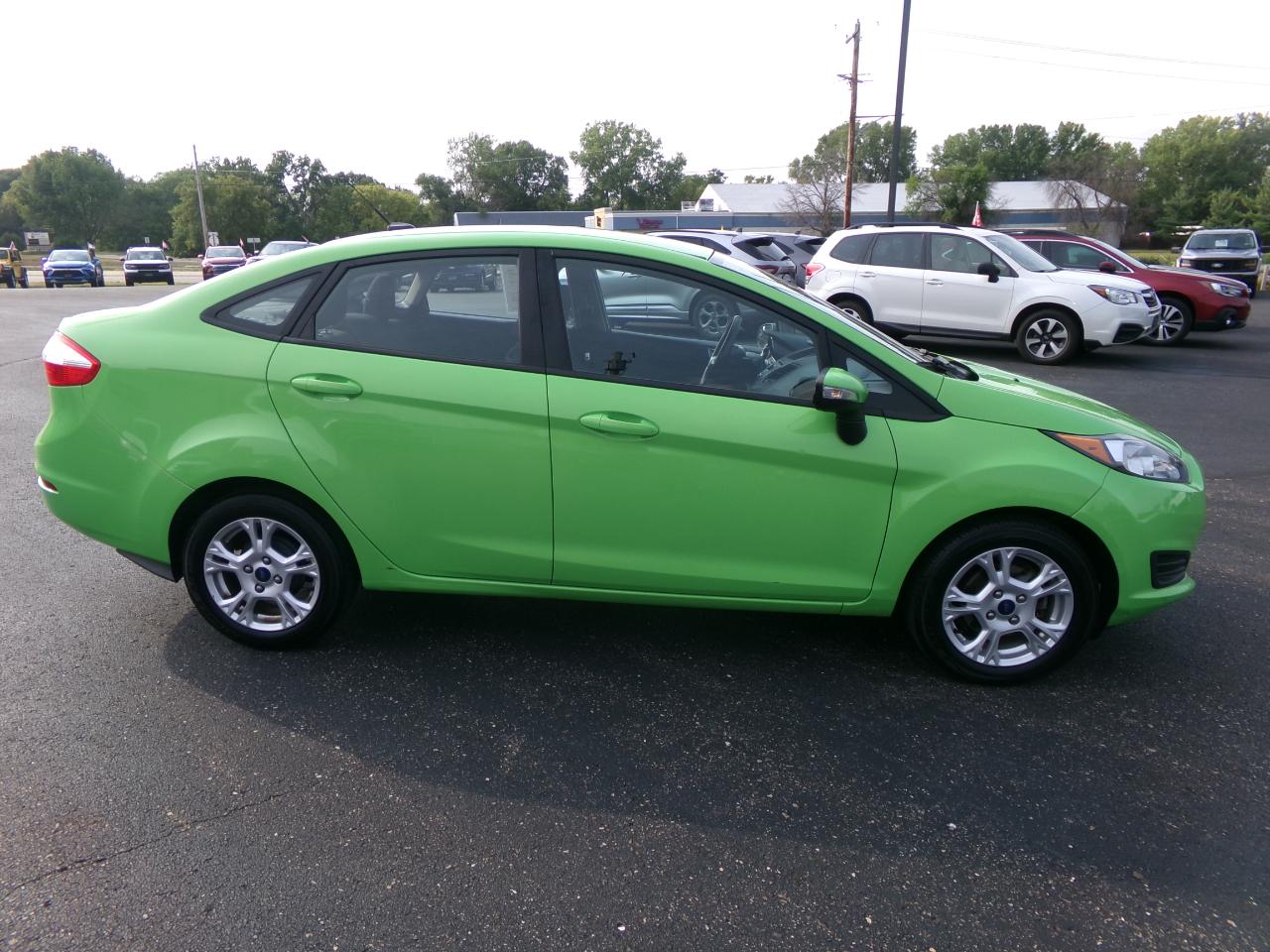 Ford Fiesta 4dr Sdn SE 2014
