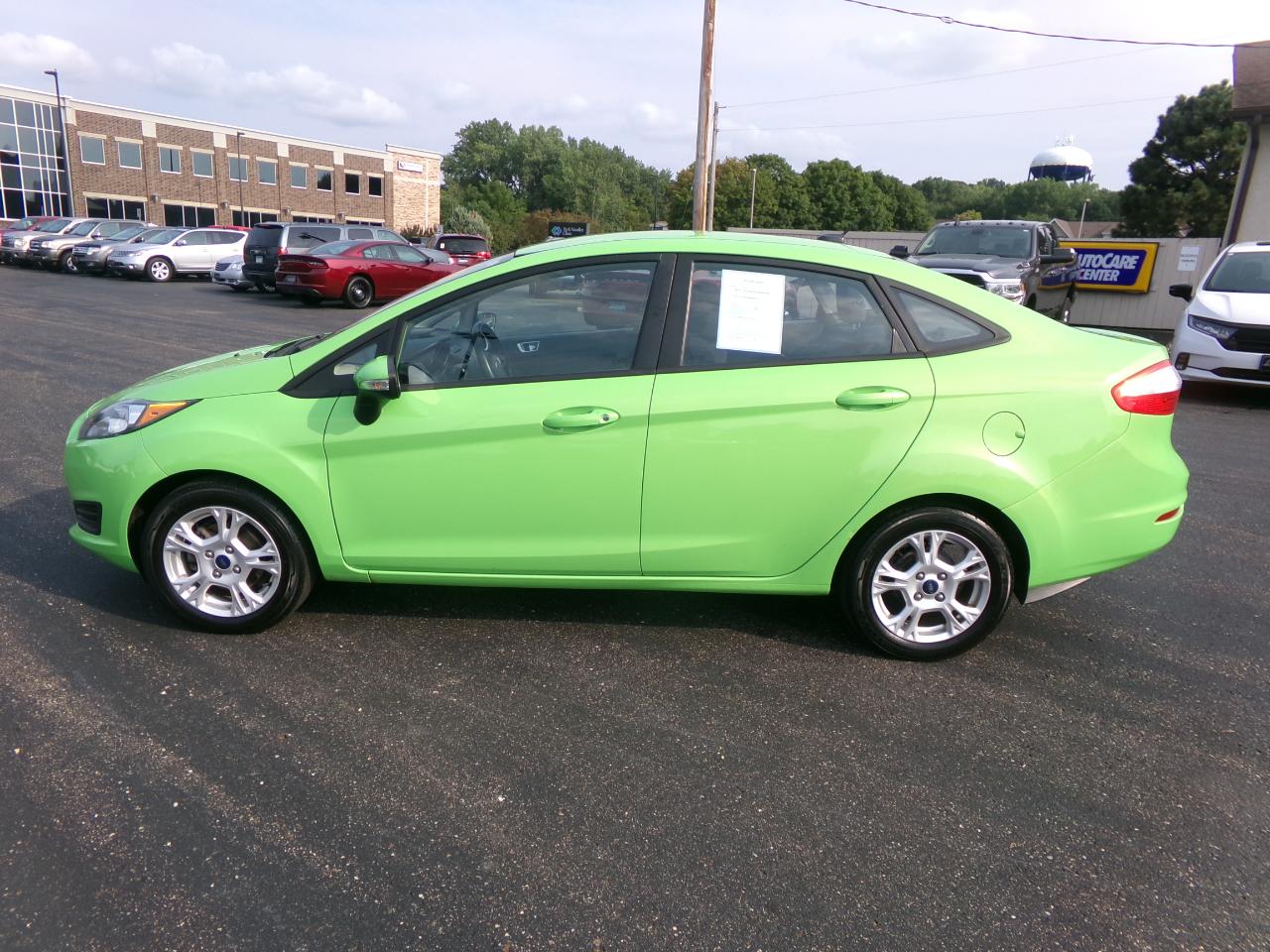 Ford Fiesta 4dr Sdn SE 2014