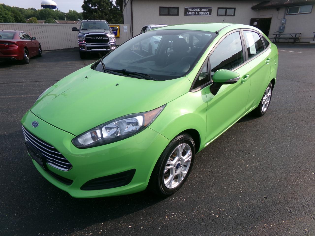 Ford Fiesta 4dr Sdn SE 2014