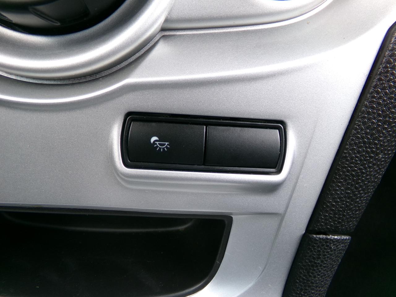 Ford Fiesta 4dr Sdn SE 2014
