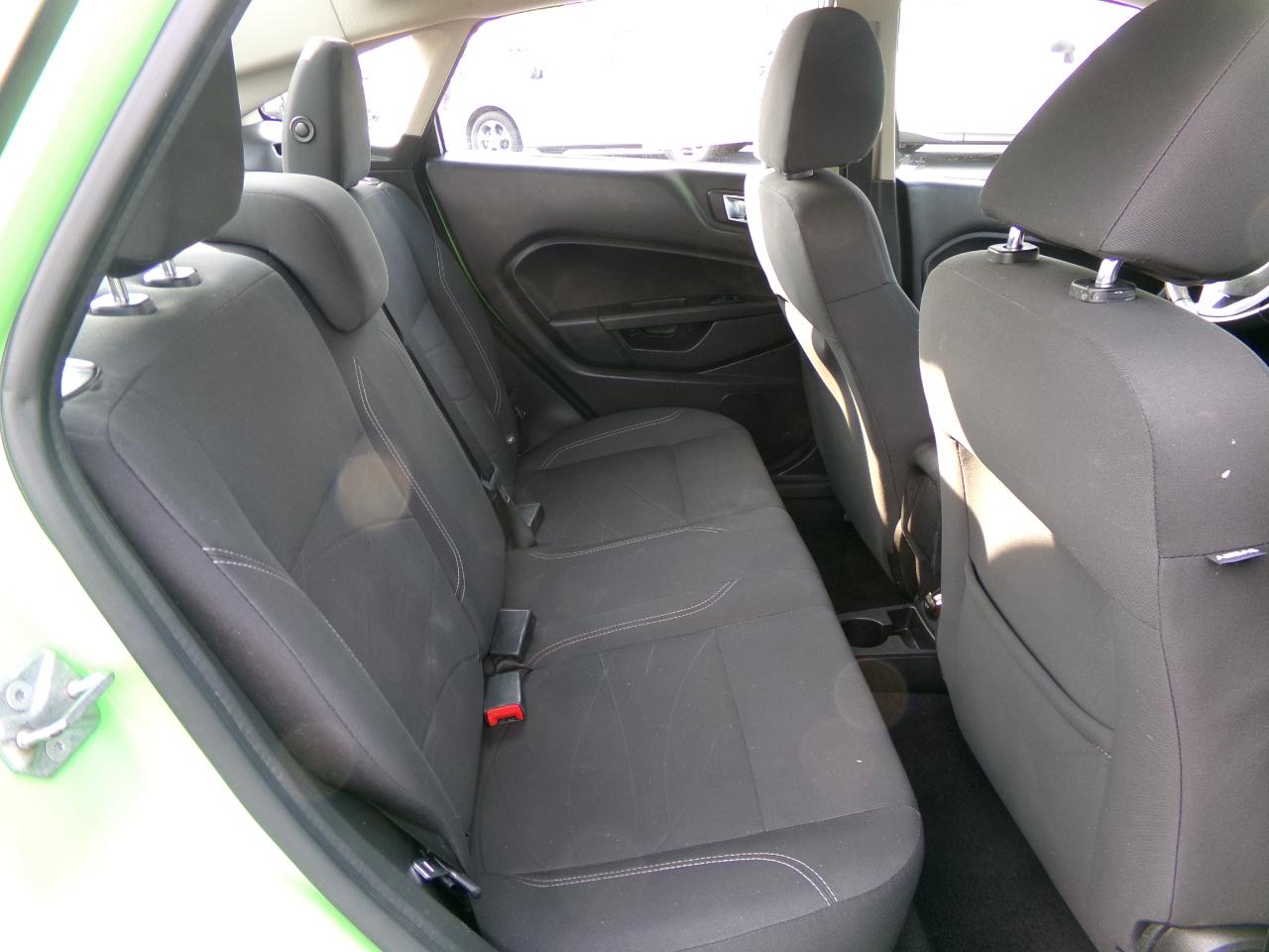 Ford Fiesta 4dr Sdn SE 2014