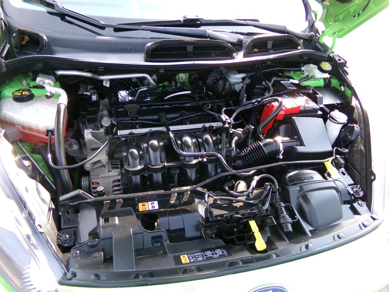 Ford Fiesta 4dr Sdn SE 2014