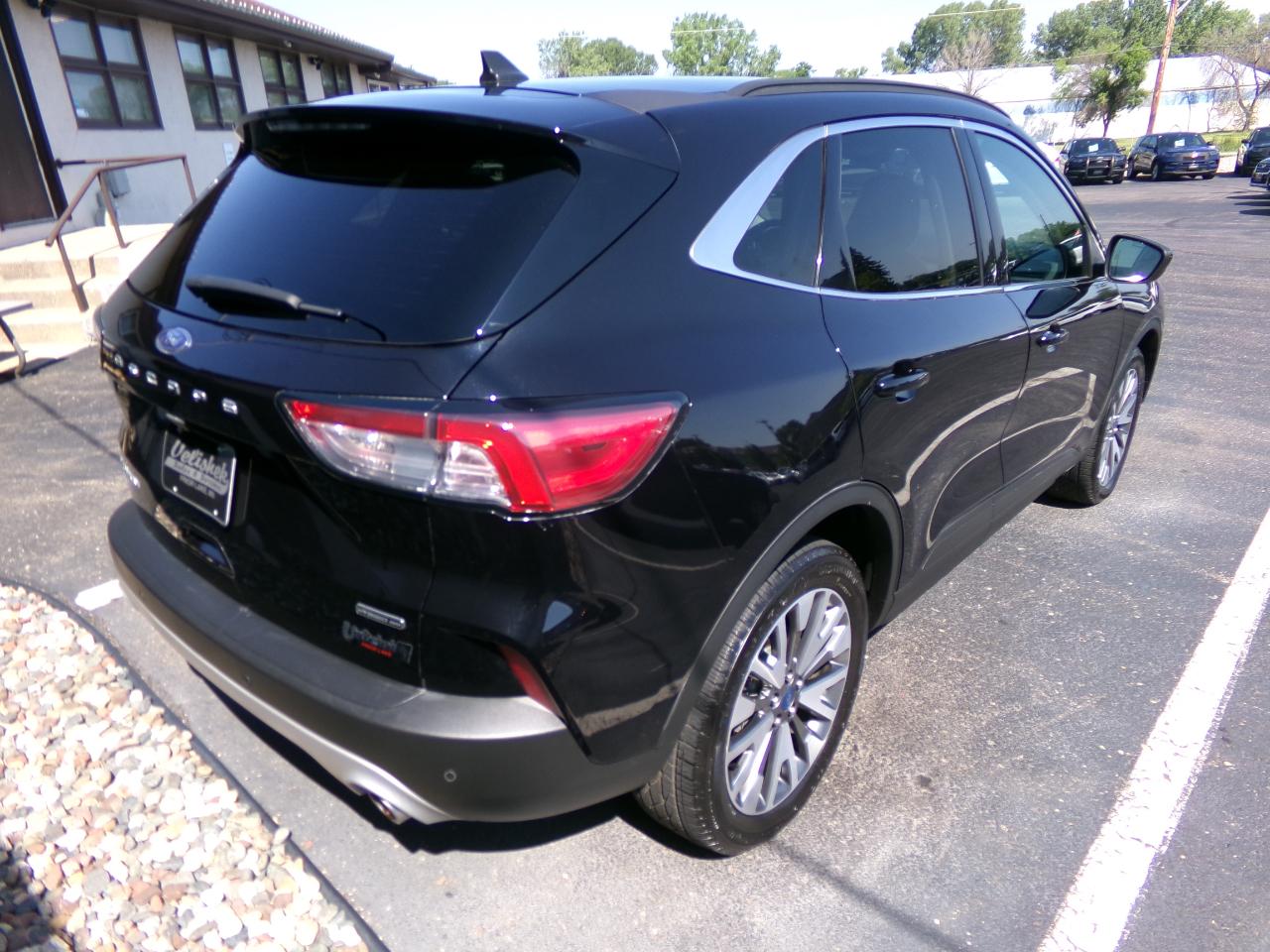 Ford Escape Titanium Hybrid AWD 2022