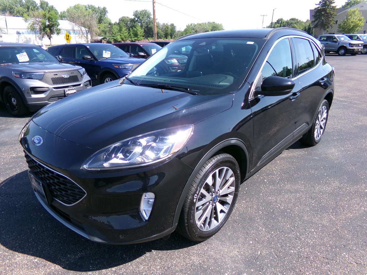 Ford Escape Titanium Hybrid AWD 2022