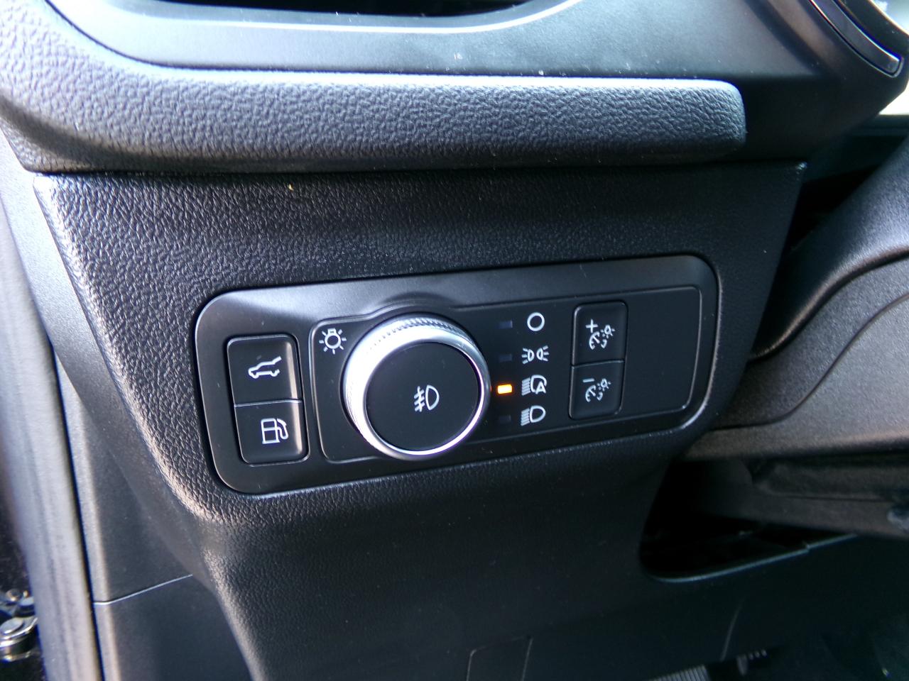 Ford Escape Titanium Hybrid AWD 2022