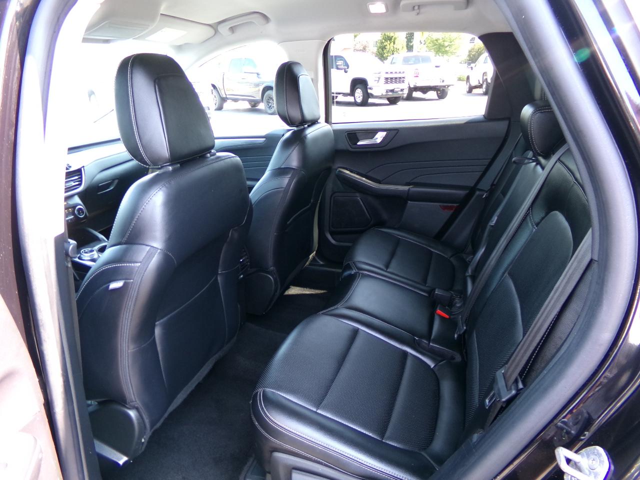 Ford Escape Titanium Hybrid AWD 2022