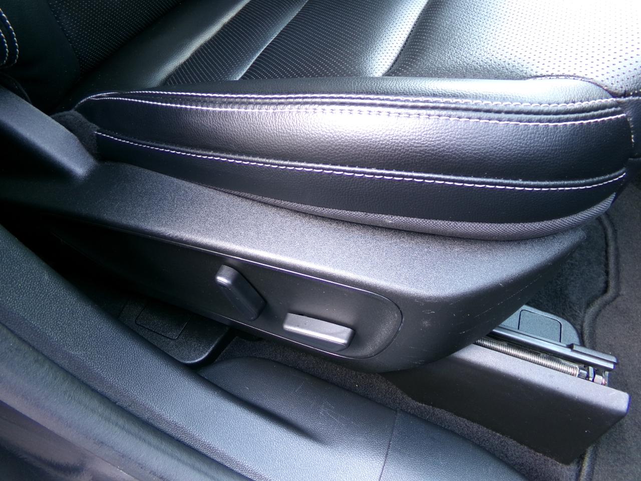 Ford Escape Titanium Hybrid AWD 2022