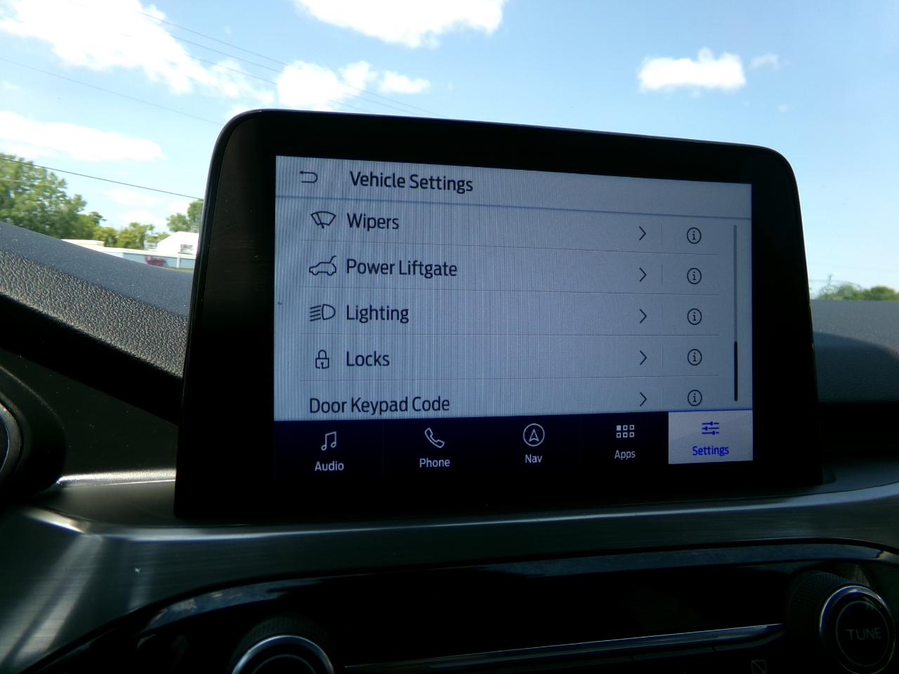 Ford Escape Titanium Hybrid AWD 2022