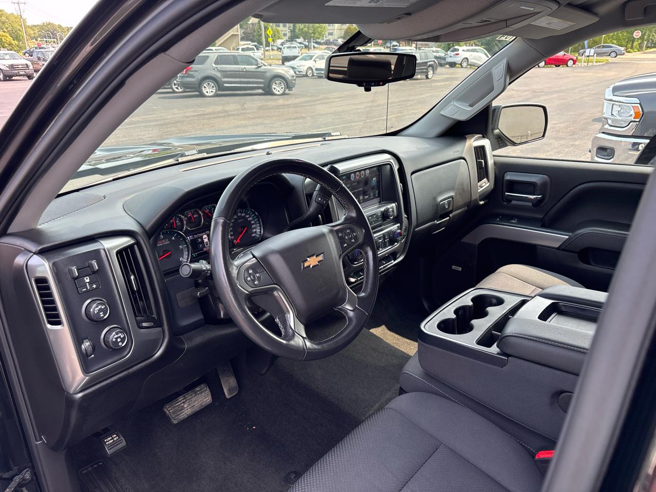 Chevrolet Silverado 1500 4WD Crew Cab 143.5" LT w/2LT 2018