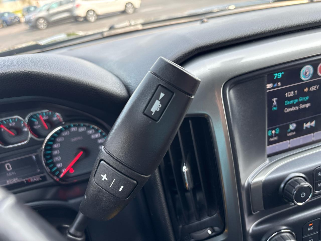 Chevrolet Silverado 1500 4WD Crew Cab 143.5" LT w/2LT 2018
