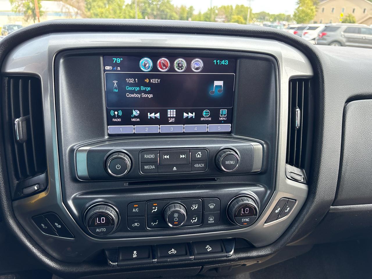 Chevrolet Silverado 1500 4WD Crew Cab 143.5" LT w/2LT 2018