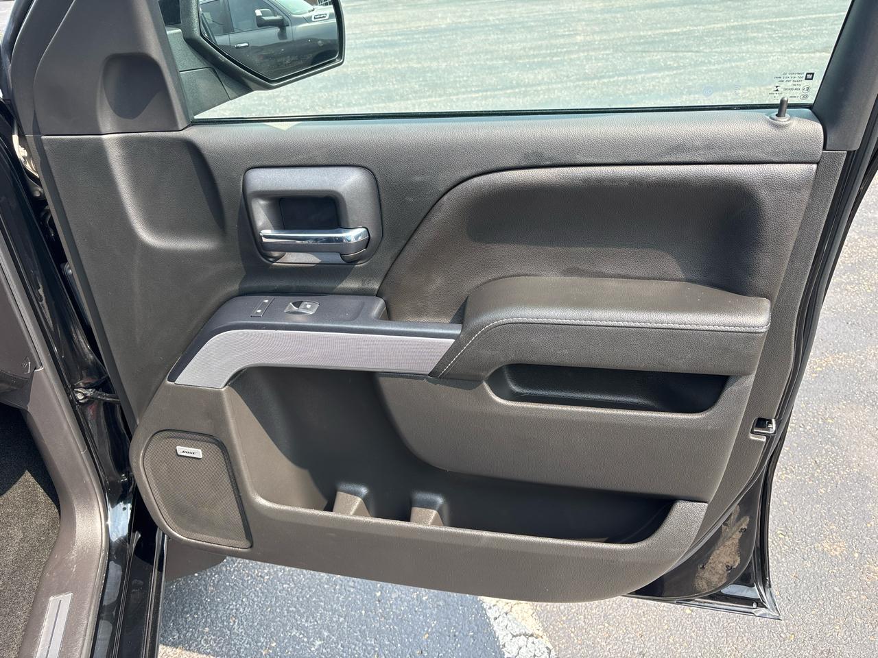 Chevrolet Silverado 1500 4WD Crew Cab 143.5" LT w/2LT 2018