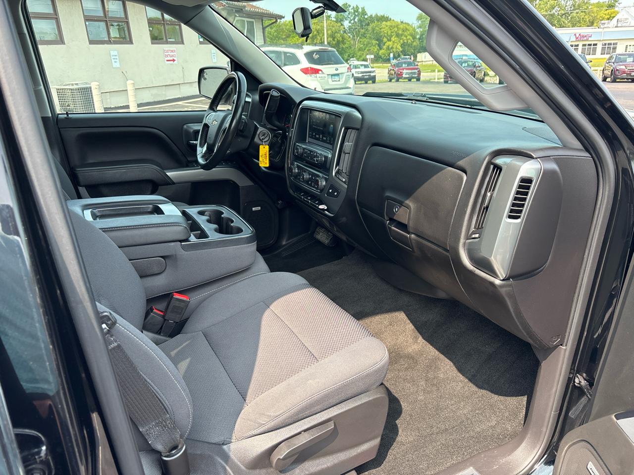 Chevrolet Silverado 1500 4WD Crew Cab 143.5" LT w/2LT 2018