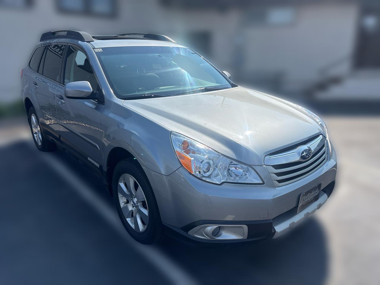 Subaru Outback 4dr Wgn H6 Auto 3.6R Limited Pwr Moon/Nav 2011
