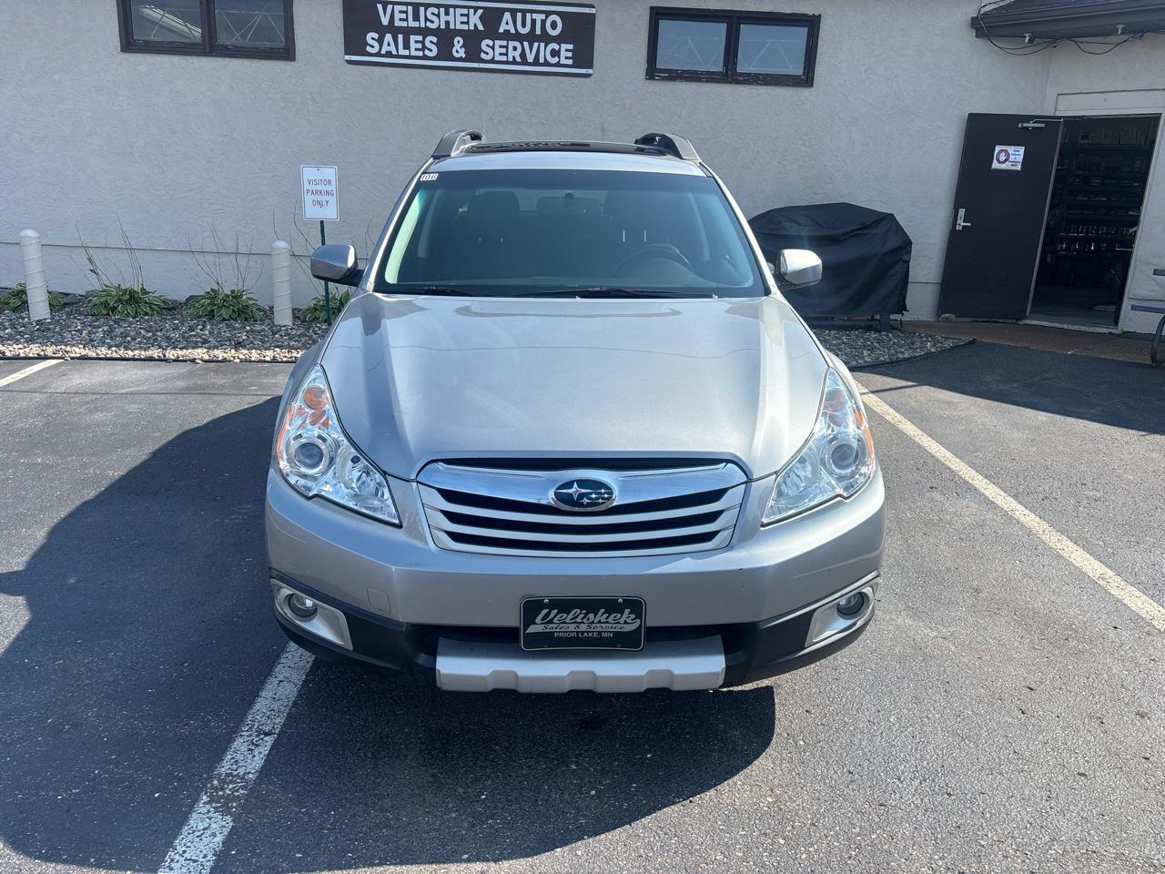 Subaru Outback 4dr Wgn H6 Auto 3.6R Limited Pwr Moon/Nav 2011