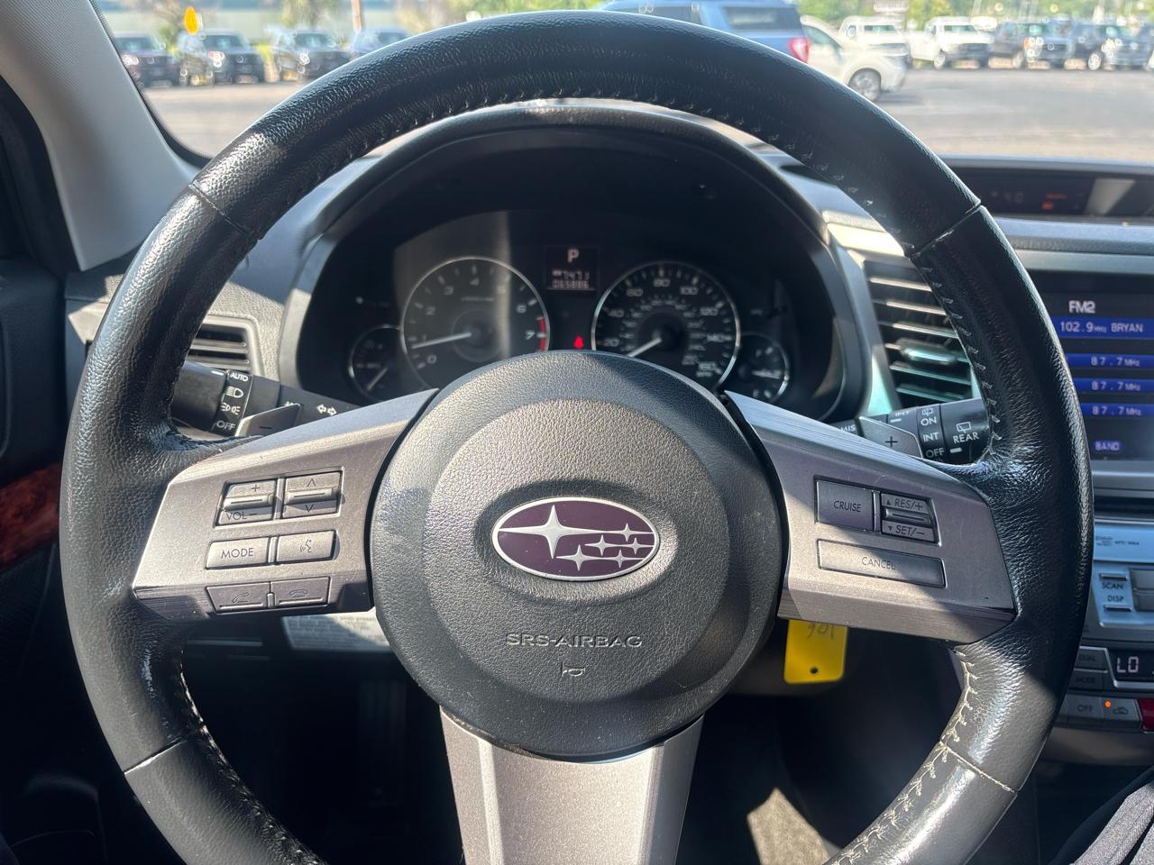 Subaru Outback 4dr Wgn H6 Auto 3.6R Limited Pwr Moon/Nav 2011