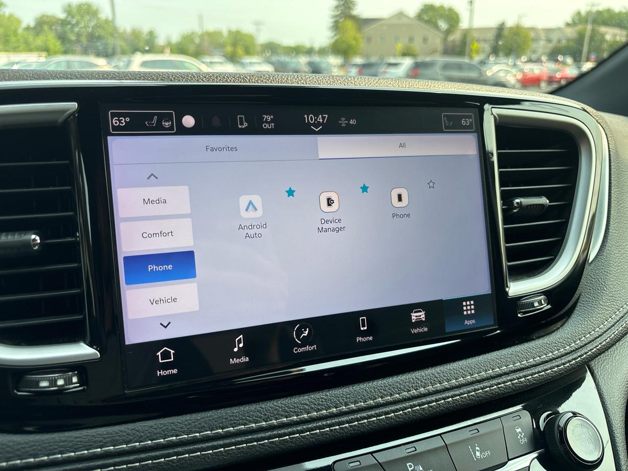 Chrysler Pacifica Touring FWD 2023