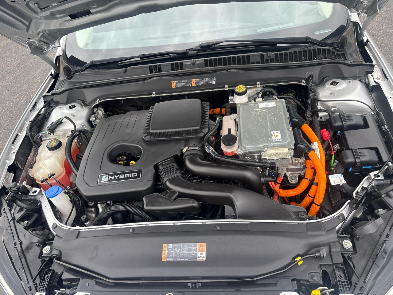 Ford Fusion Hybrid SE FWD 2019