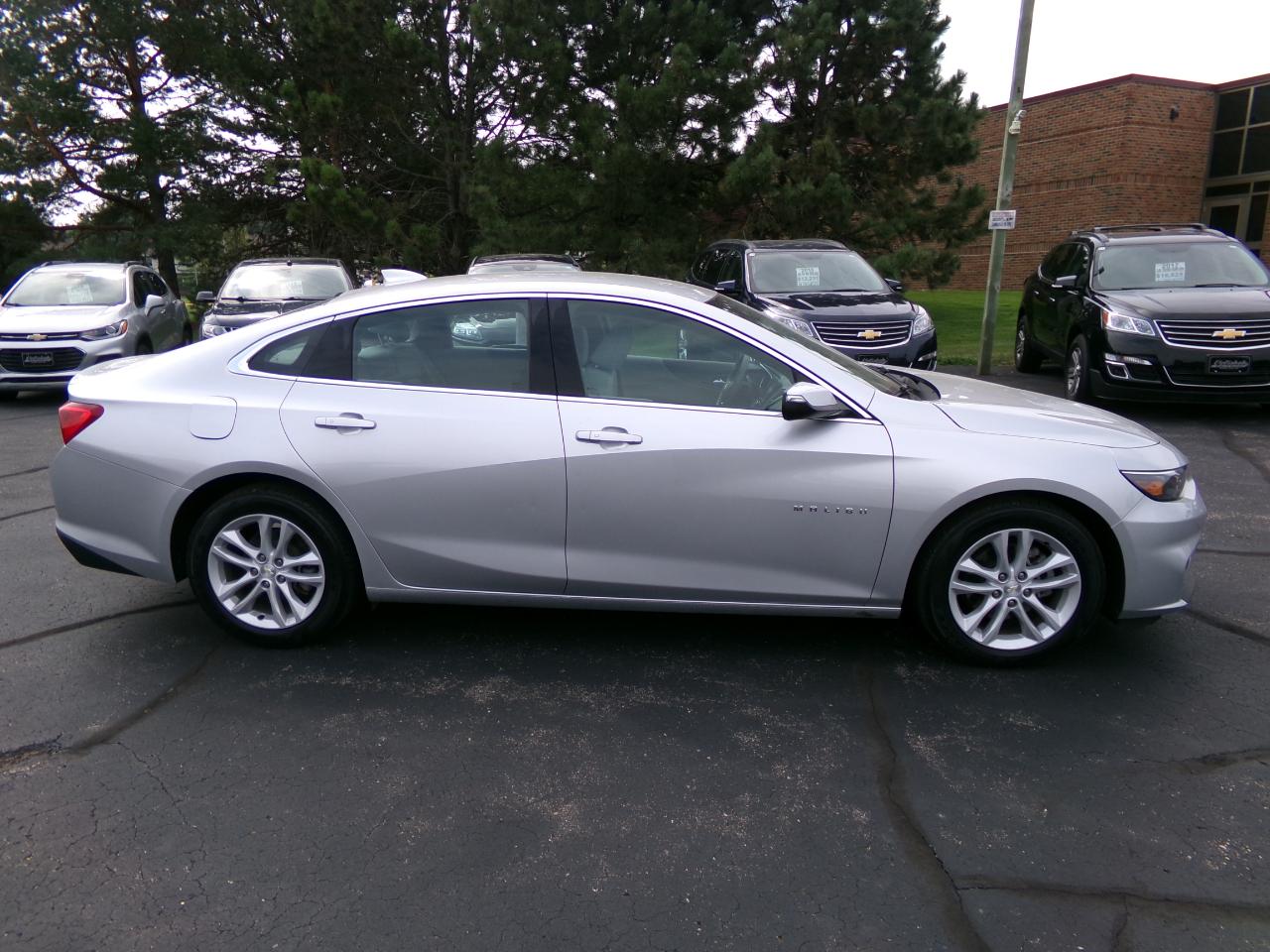 Chevrolet Malibu 4dr Sdn Hybrid w/1HY 2018