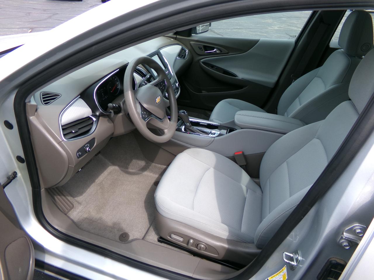 Chevrolet Malibu 4dr Sdn Hybrid w/1HY 2018