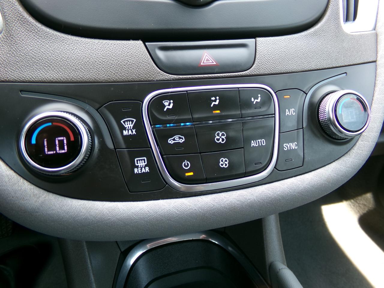 Chevrolet Malibu 4dr Sdn Hybrid w/1HY 2018