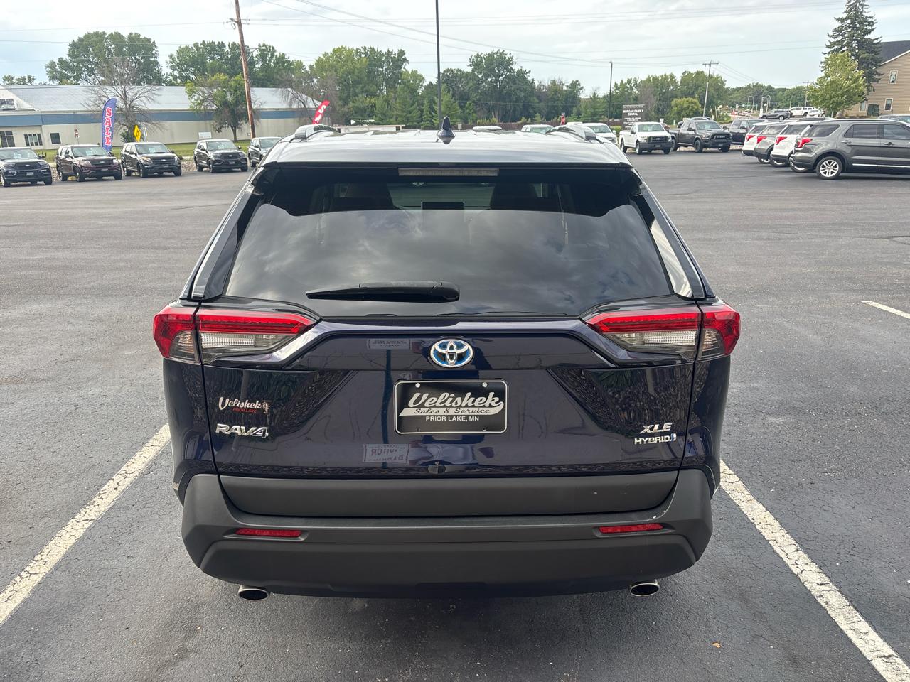 Toyota RAV4 Hybrid XLE AWD (Natl) 2022