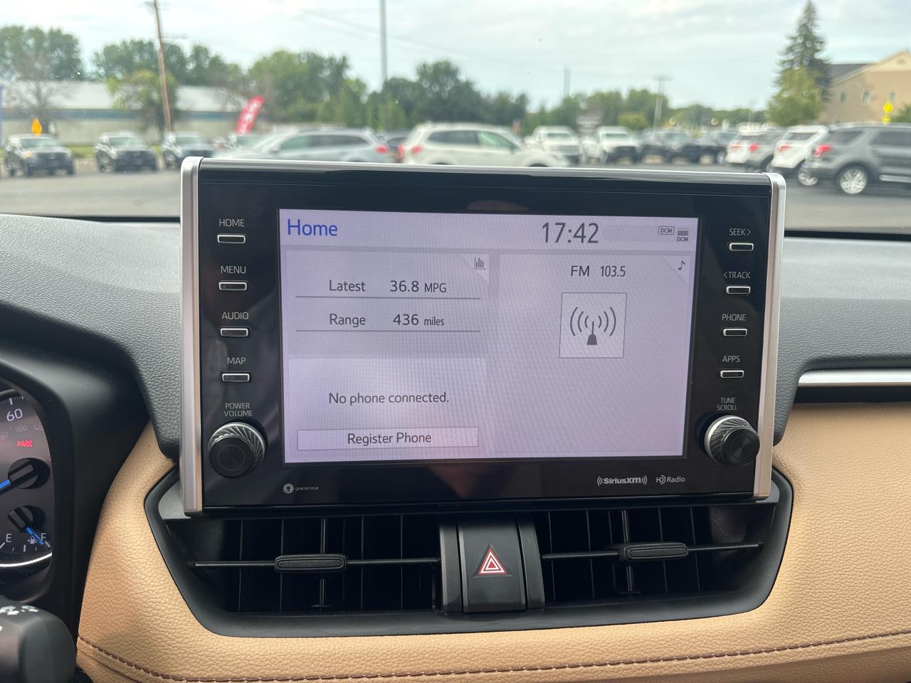 Toyota RAV4 Hybrid XLE AWD (Natl) 2022